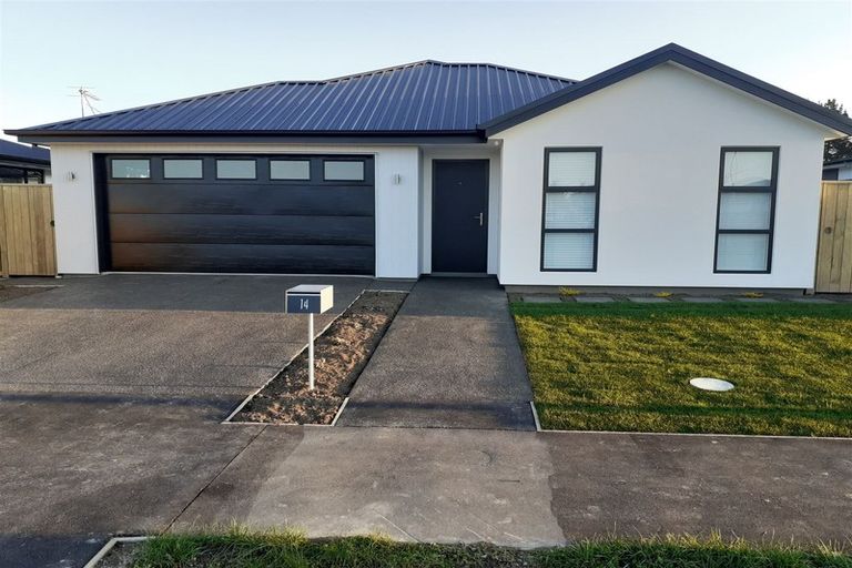 Photo of property in 14 Dallimore Drive, Belfast, Christchurch, 8051