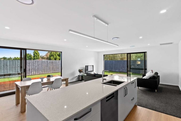 Photo of property in 12c Wykes Place, Amberley, 7410