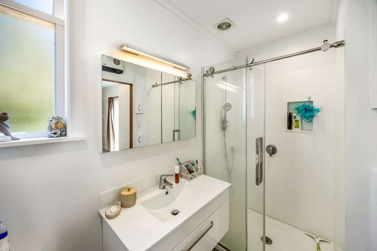 Photo of property in 64 Epuni Street, Hutt Central, Lower Hutt, 5011