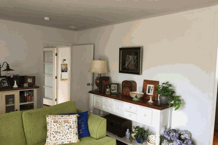 Photo of property in 43 Wharf Road, Te Atatu Peninsula, Auckland, 0610