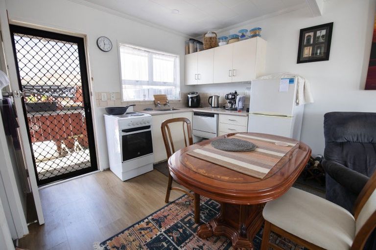 Photo of property in 10/376 Kennedy Road, Pirimai, Napier, 4112