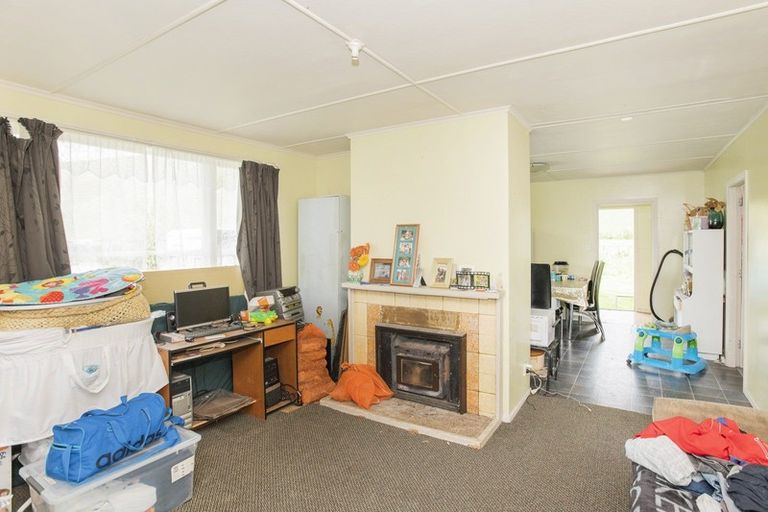 Photo of property in 43a Main Road, Te Karaka, 4022