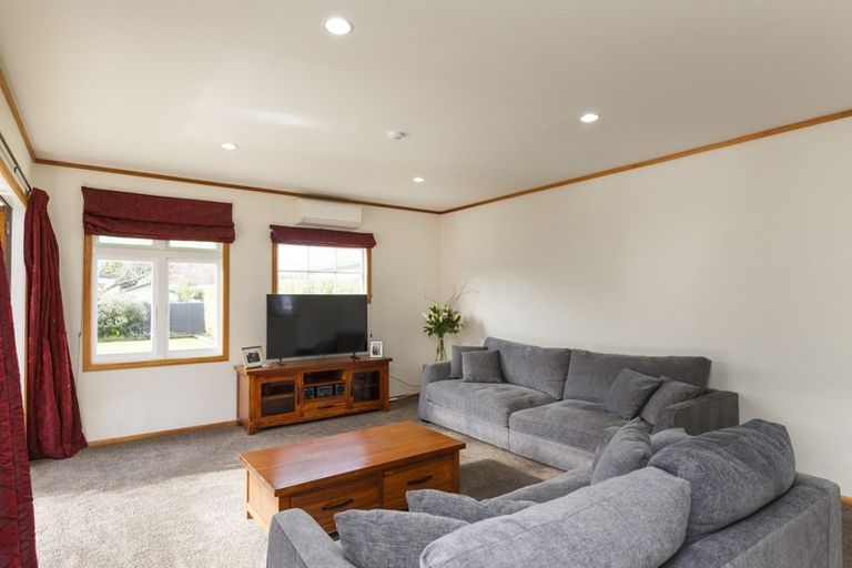 Photo of property in 137 Cook Street, West End, Palmerston North, 4410