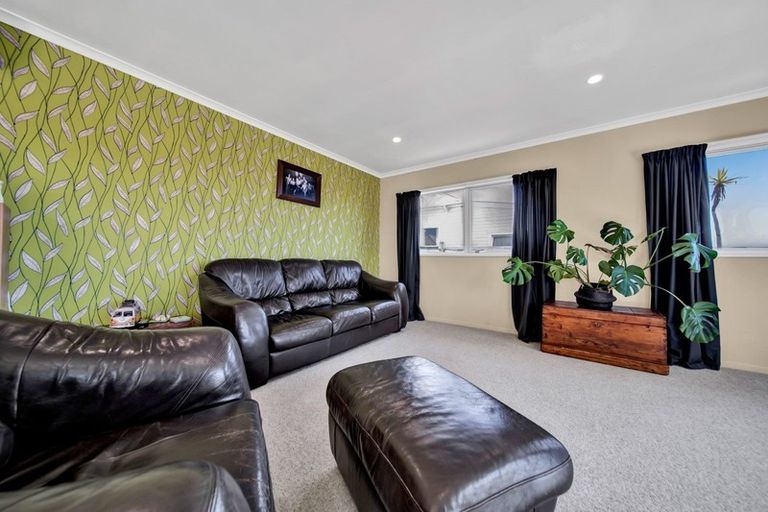 Photo of property in 77 Clemow Road, Fitzroy, New Plymouth, 4312