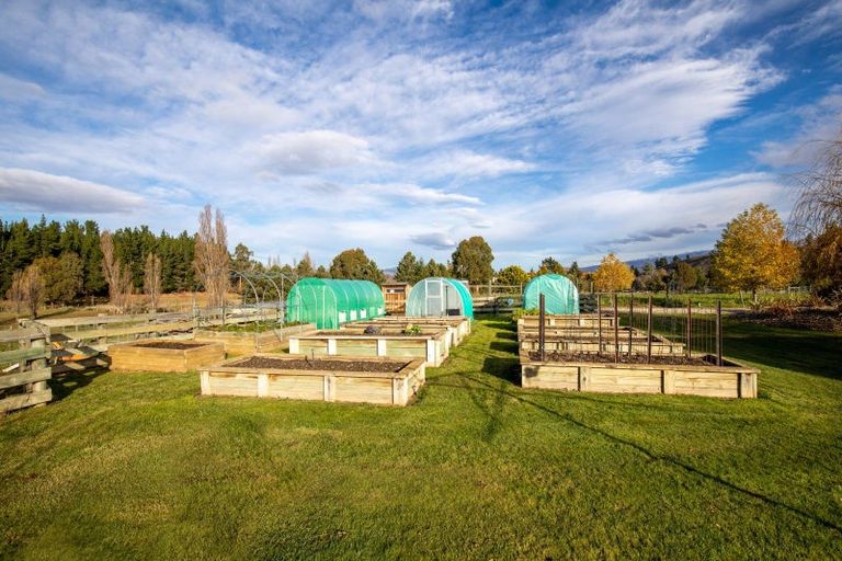 Photo of property in 80 Waikerikeri Vly Road, Springvale, Alexandra, 9391