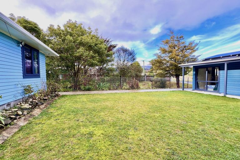 Photo of property in 45 Gillespies Road, Birchville, Upper Hutt, 5018