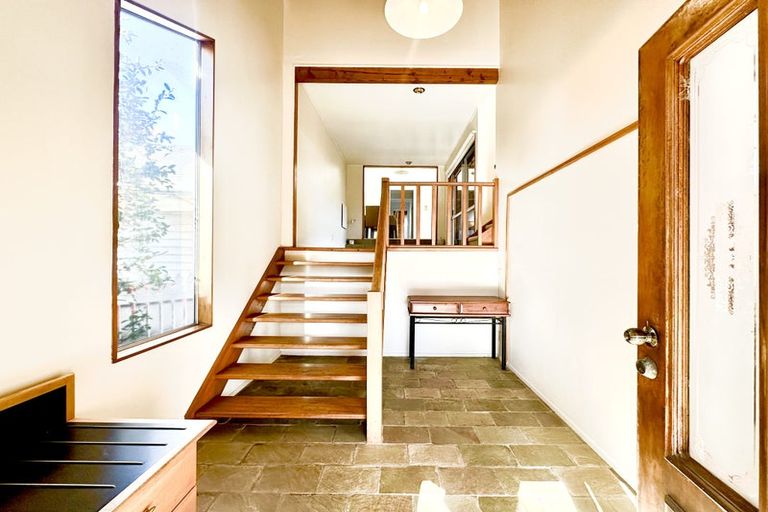 Photo of property in 2a Sirius Place, Botany Downs, Auckland, 2010