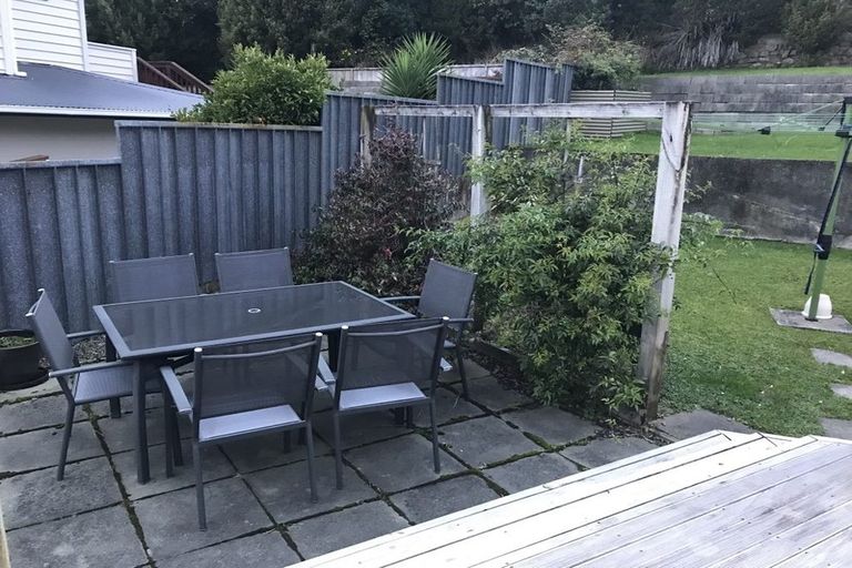 Photo of property in 13 Timaru Grove, Kelson, Lower Hutt, 5010