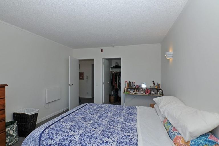 Photo of property in 568c Adelaide Road, Berhampore, Wellington, 6023