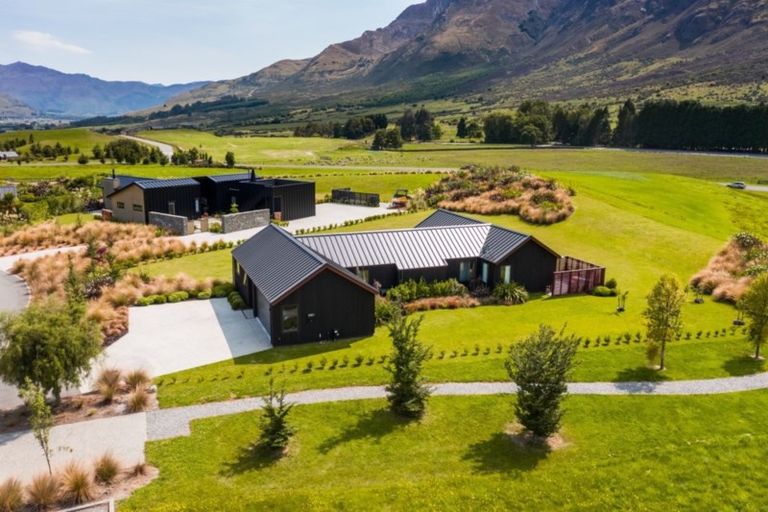 Photo of property in 42 Mckellar Drive, Jacks Point, Queenstown, 9371