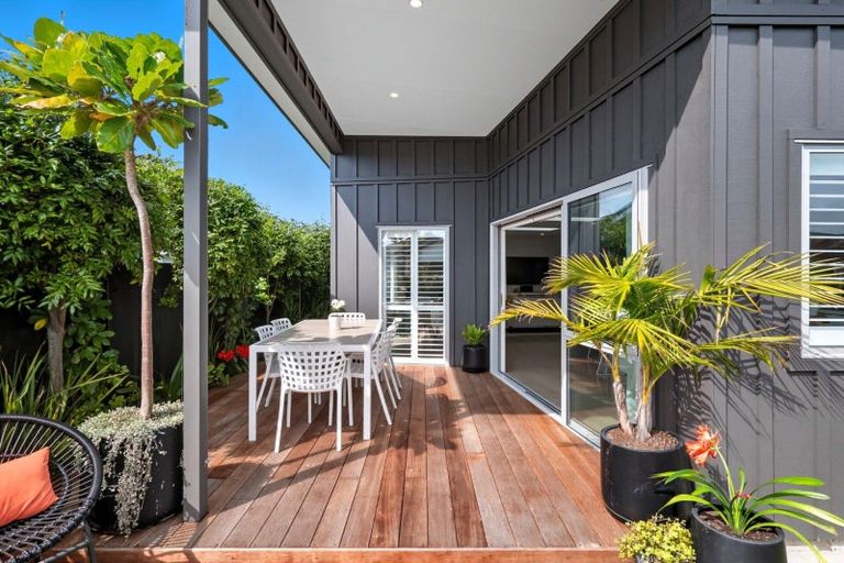 Photo of property in 6 Kahuparere Crescent, Pyes Pa, Tauranga, 3112