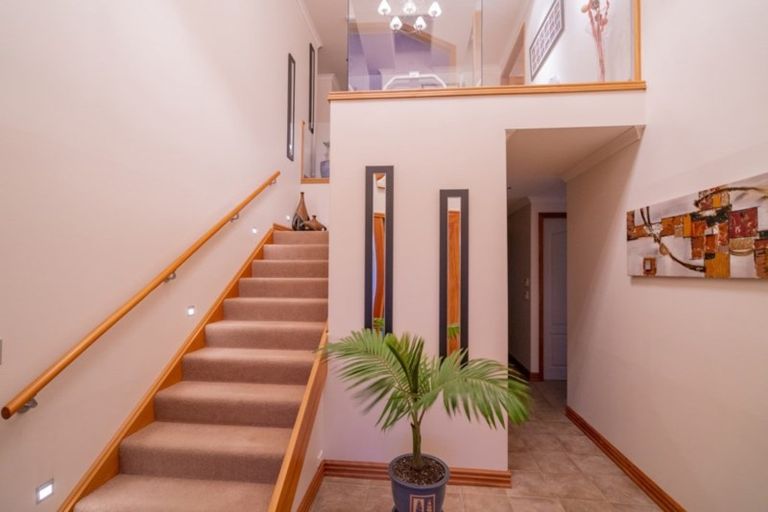 Photo of property in 52 Tarapatiki Drive, Whitianga, 3510