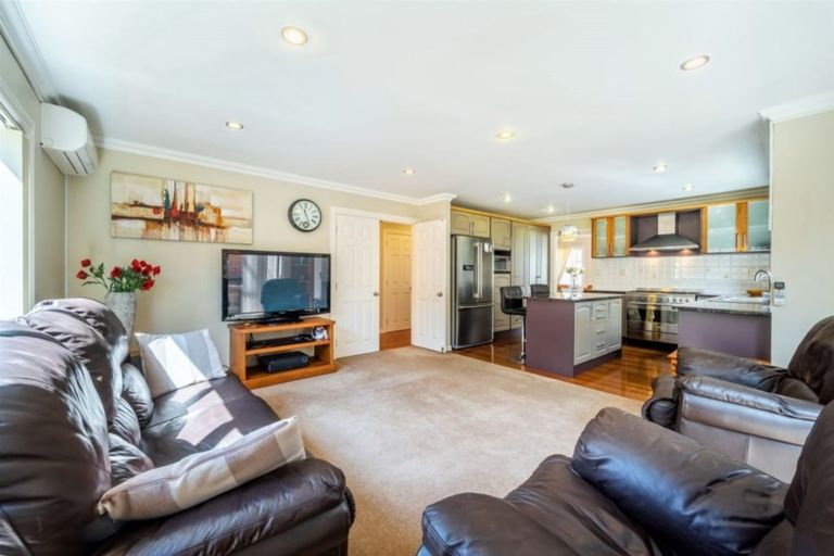 Photo of property in 23 Mahoney Drive, Albany, Auckland, 0632