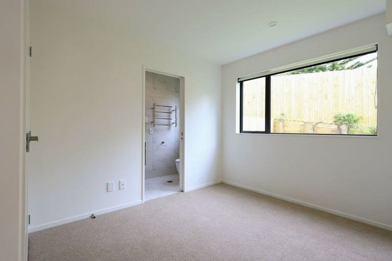 Photo of property in 5/25 Hutchinson Avenue, New Lynn, Auckland, 0600