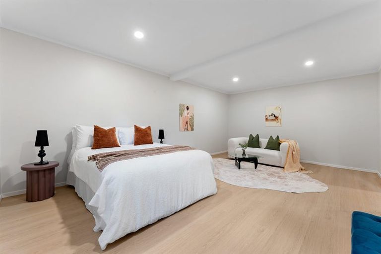Photo of property in 137 Albany Highway, Unsworth Heights, Auckland, 0632