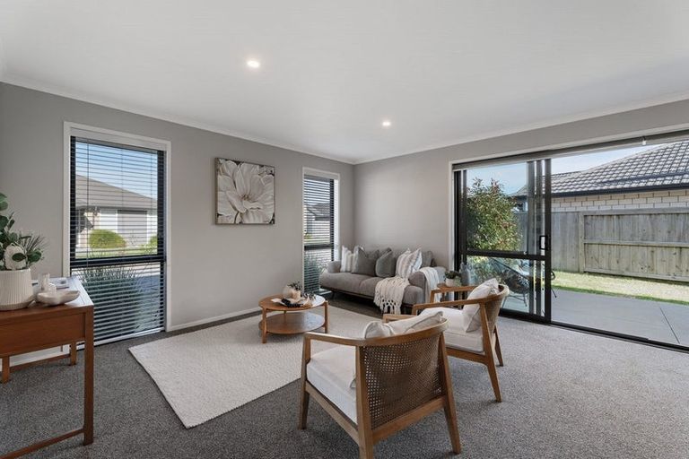 Photo of property in 5 Plate Lane, Papamoa, 3118