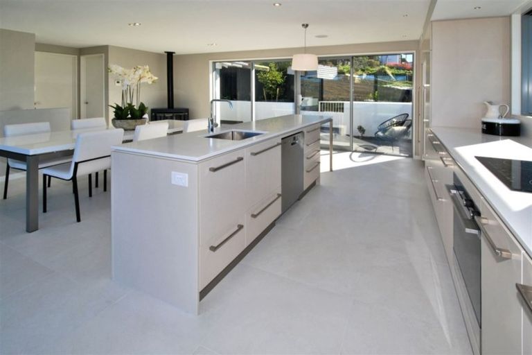 Photo of property in 220 Clifton Terrace, Clifton, Christchurch, 8081