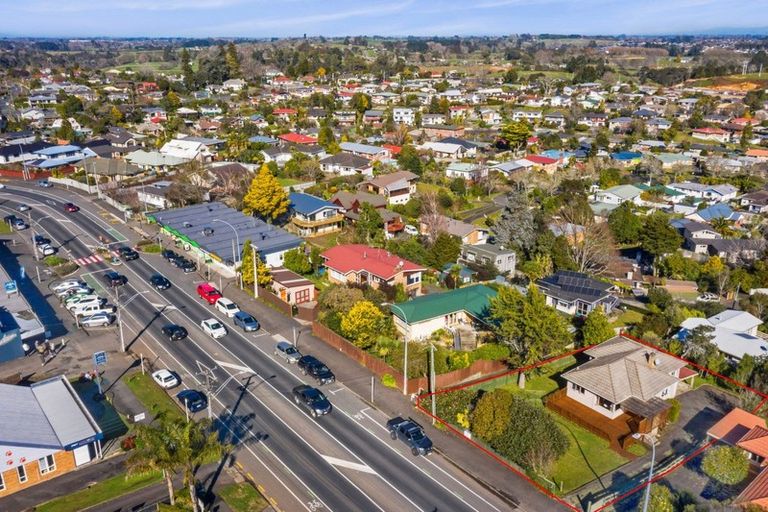 Photo of property in 110 Cambridge Road, Hillcrest, Hamilton, 3216