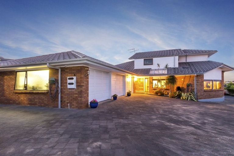 Photo of property in 75 Oliver Road, Eastern Beach, Auckland, 2012