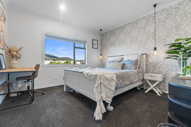 Photo of property in 71 Alan Livingston Drive, Cambridge, 3434