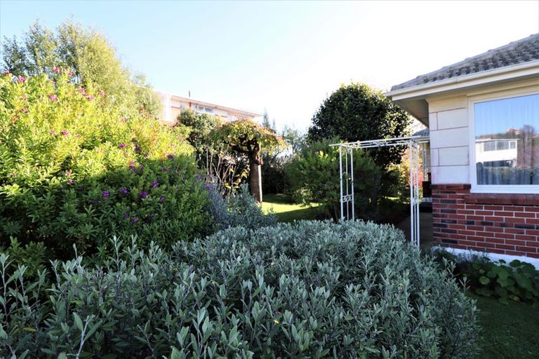 Photo of property in 6 Queens Crescent, Oamaru, 9400