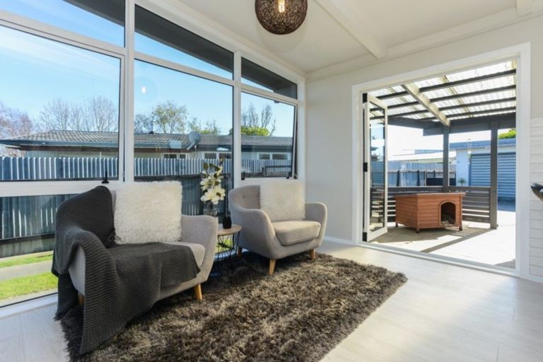 Photo of property in 8 Bristol Street, Tamatea, Napier, 4112