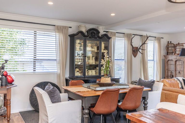 Photo of property in 11 D'arcy Road, Bastia Hill, Whanganui, 4500