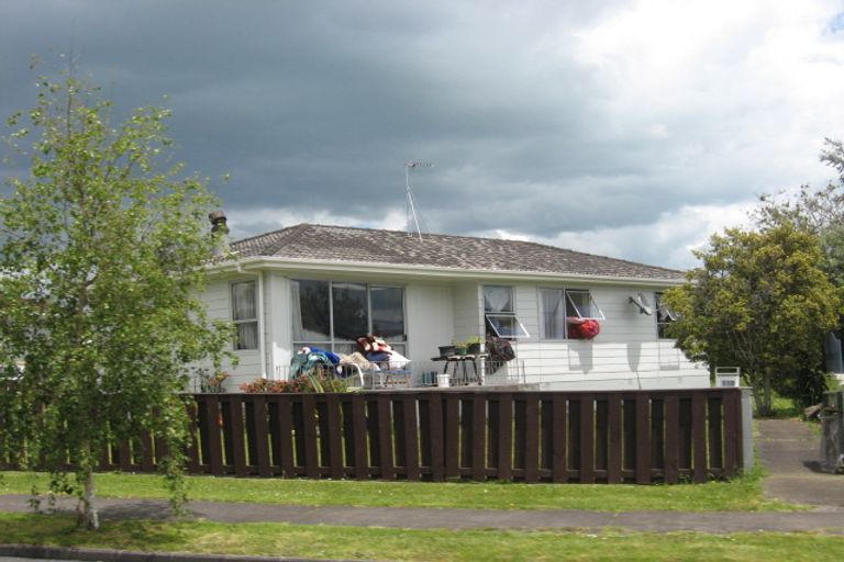 Photo of property in 110 Rowandale Avenue, Manurewa, Auckland, 2102