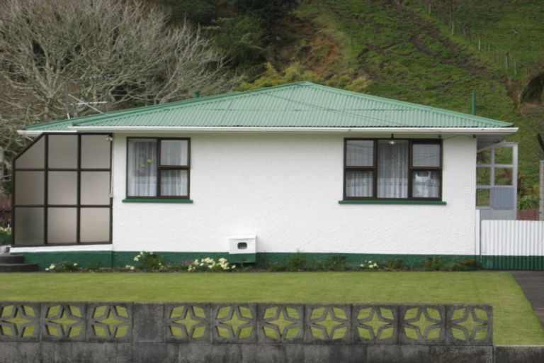 Photo of property in 23 Pembroke Street, Westown, New Plymouth, 4310