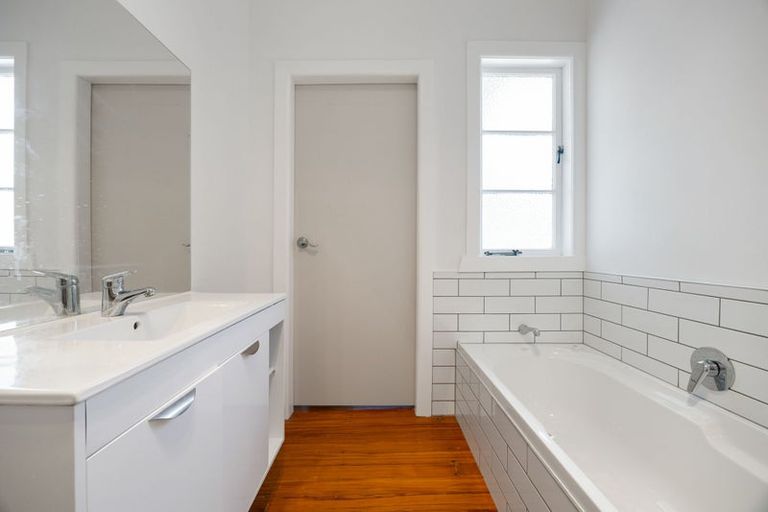 Photo of property in 279 Mandeno Street, Te Awamutu, 3800