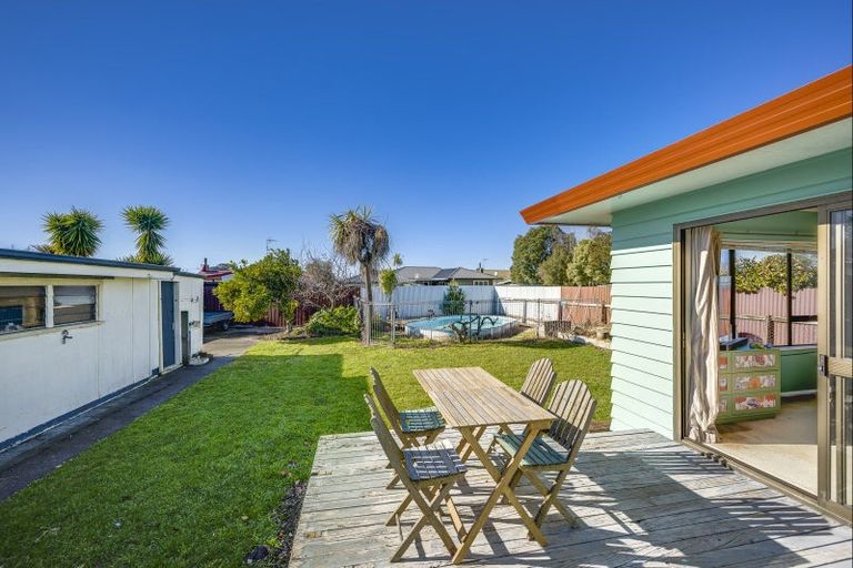 Photo of property in 11 Downing Avenue, Pirimai, Napier, 4112