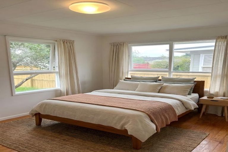Photo of property in 12 Burbridge Road, Favona, Auckland, 2024