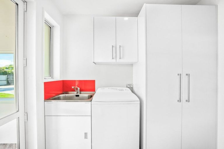 Photo of property in 1/10b Branksome Place, Parklands, Christchurch, 8083