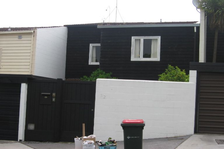 Photo of property in 32 Gwilliam Place, Freemans Bay, Auckland, 1011
