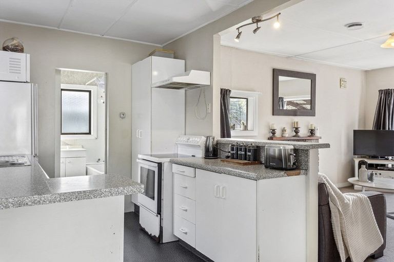 Photo of property in 45 Batten Grove, The Pines Beach, 7630