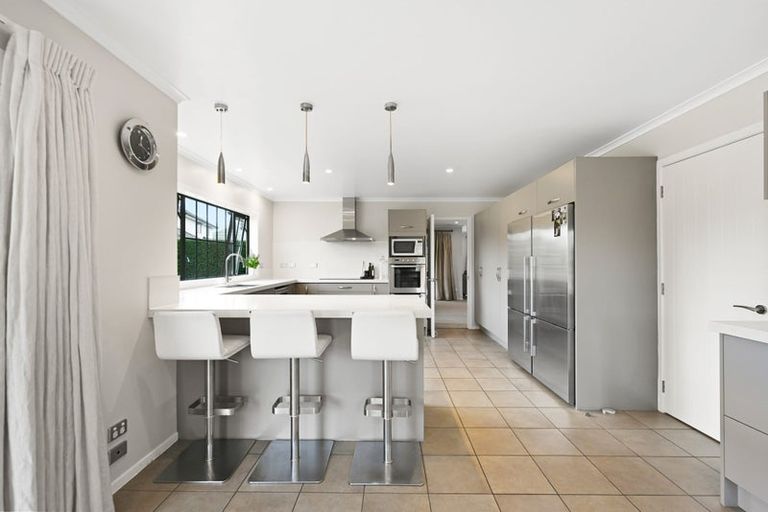 Photo of property in 27 Nielsen Gardens, Rototuna, Hamilton, 3210