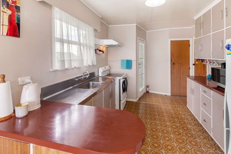 Photo of property in 184 Puriri Street, Castlecliff, Whanganui, 4501