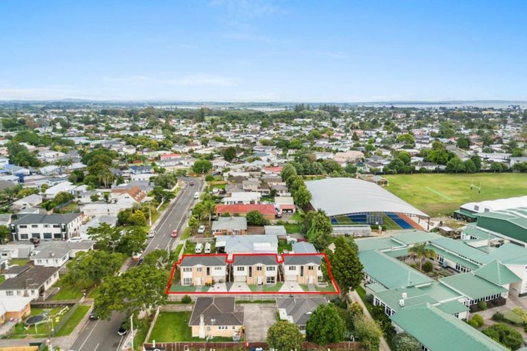 Photo of property in 58a Mckean Avenue, Manurewa, Auckland, 2102
