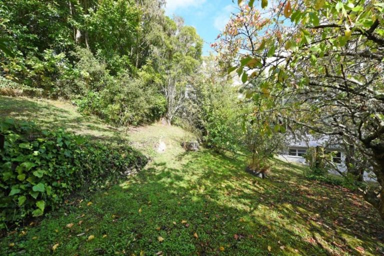 Photo of property in 7 Thomas Street, Stokes Valley, Lower Hutt, 5019