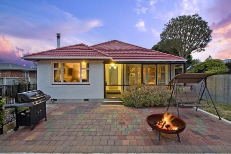 Photo of property in 27 Claridges Road, Casebrook, Christchurch, 8051