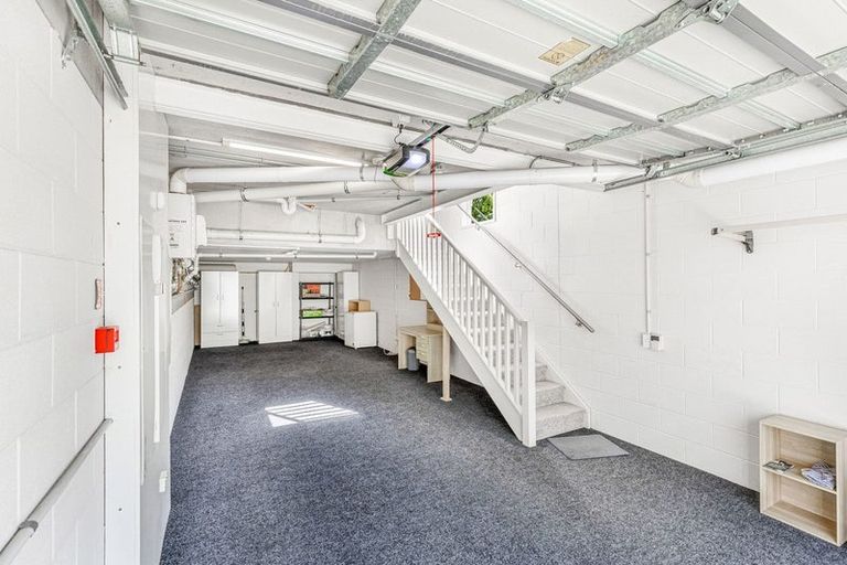 Photo of property in 16 Parkside Drive, Orewa, 0931