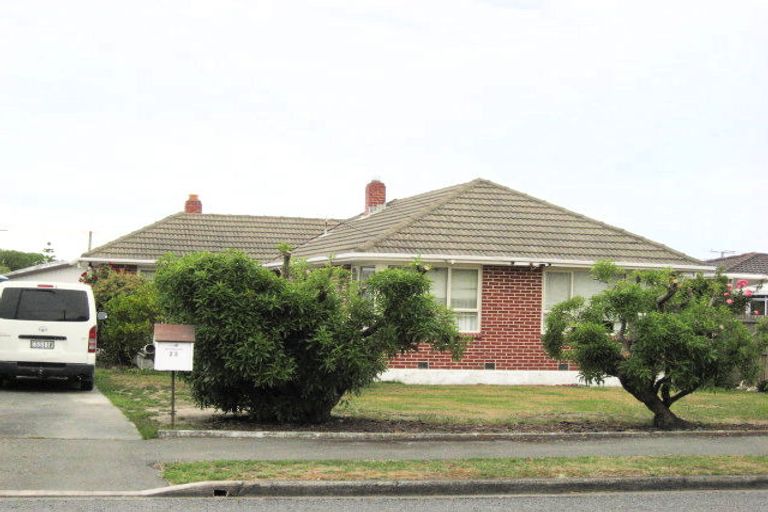Photo of property in 23 Malta Crescent, South New Brighton, Christchurch, 8062