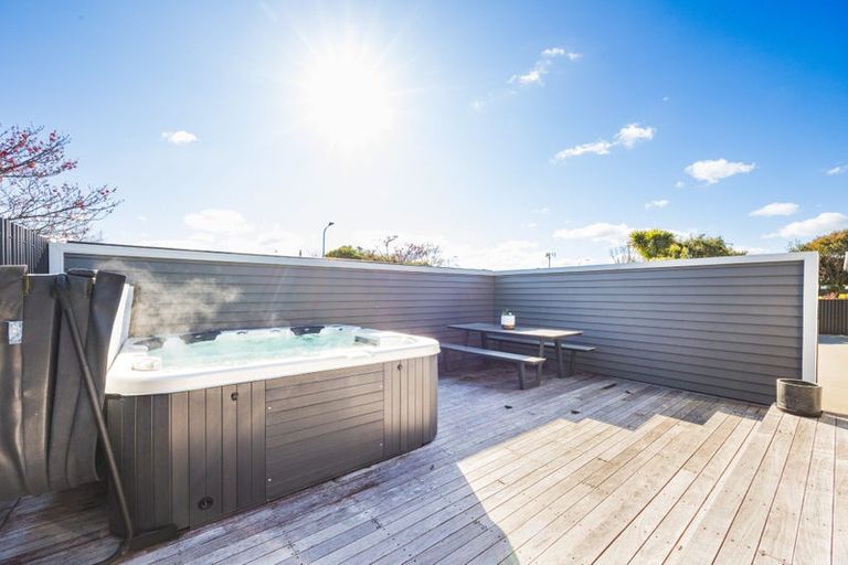 Photo of property in 24 Matamau Street, Palmerston North, 4414