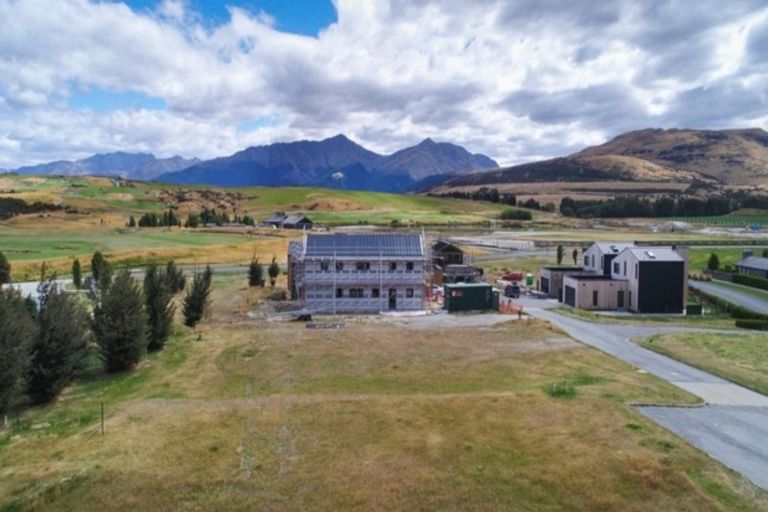 Photo of property in 23 Soudley Court, Jacks Point, Queenstown, 9371
