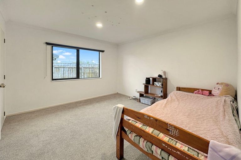 Photo of property in 34 Greenwood Place, Fitzherbert, Palmerston North, 4410