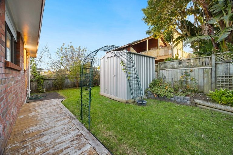Photo of property in 3 Marlin Street, West Harbour, Auckland, 0618