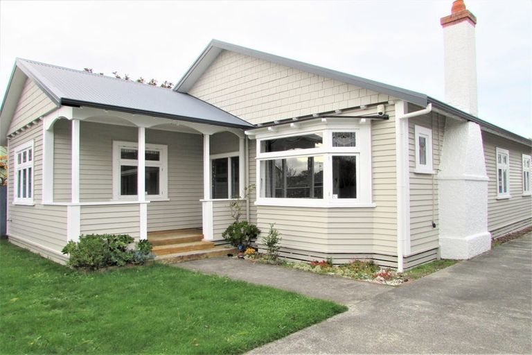 Photo of property in 194 Knights Road, Hutt Central, Lower Hutt, 5011