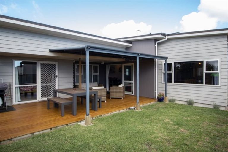 Photo of property in 6 Omega Place, Coastlands, Whakatane, 3120