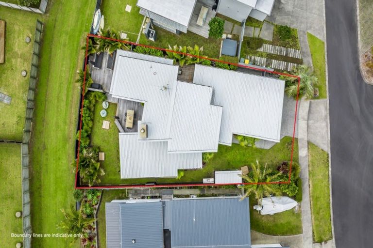 Photo of property in 11 Patiki Place, Omaha, 0986