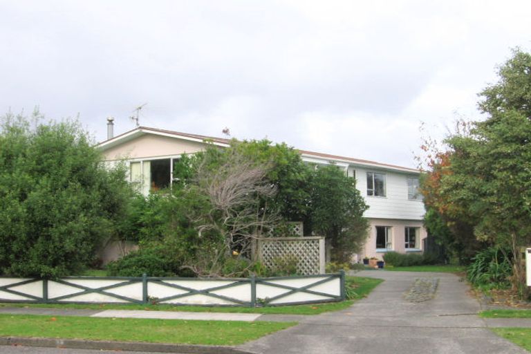 Photo of property in 30 Matai Street, Waikanae, 5036